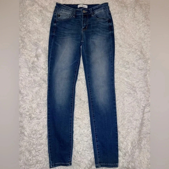 Kancan Skinny Jeans Size 7 Medium Wash NO Distressing - Picture 2 of 5